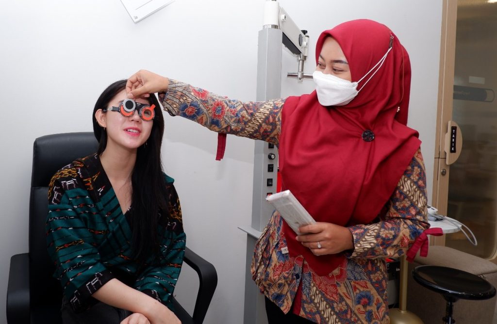 Perbedaan Mata Minus And Plus Penyembuhannya Juga Berbeda National Eye Center 4188